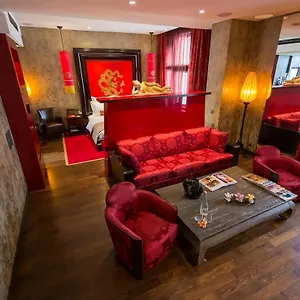 https://buddha-bar-hotel-prague.praguehotelsweb.com
